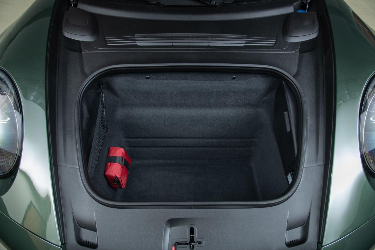 2023 Porsche 911 Sport Classic