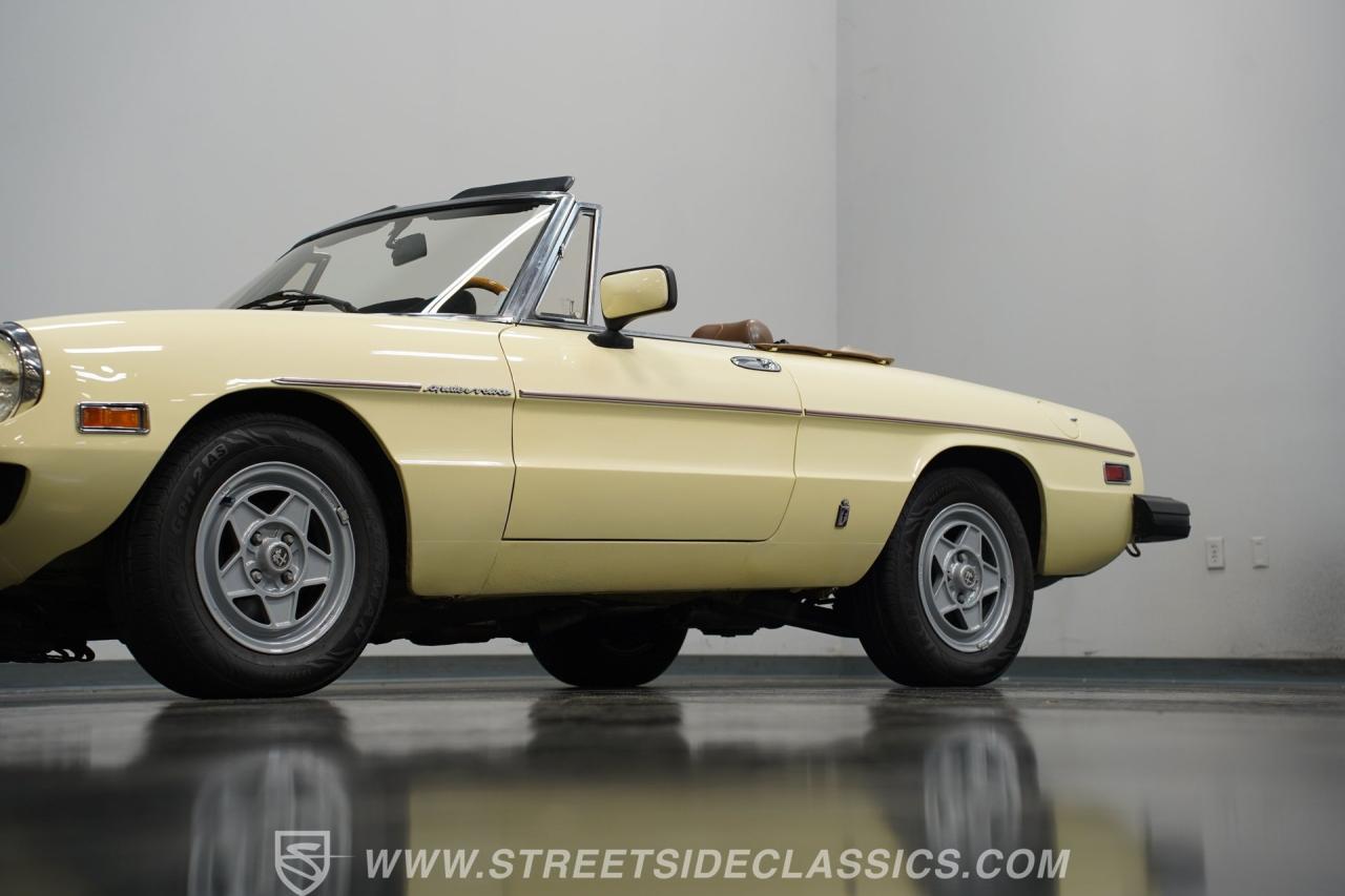 1982 Alfa Romeo Spider Veloce