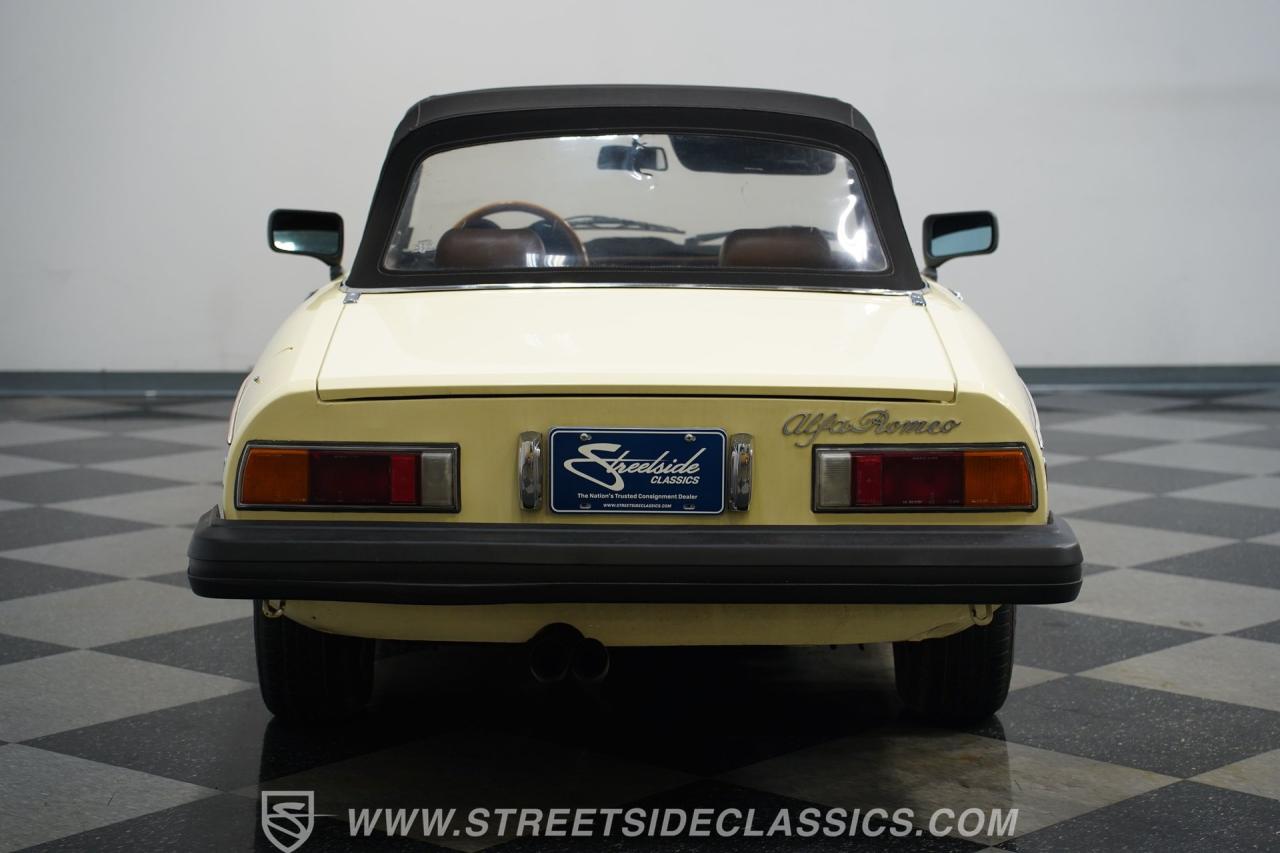 1982 Alfa Romeo Spider Veloce