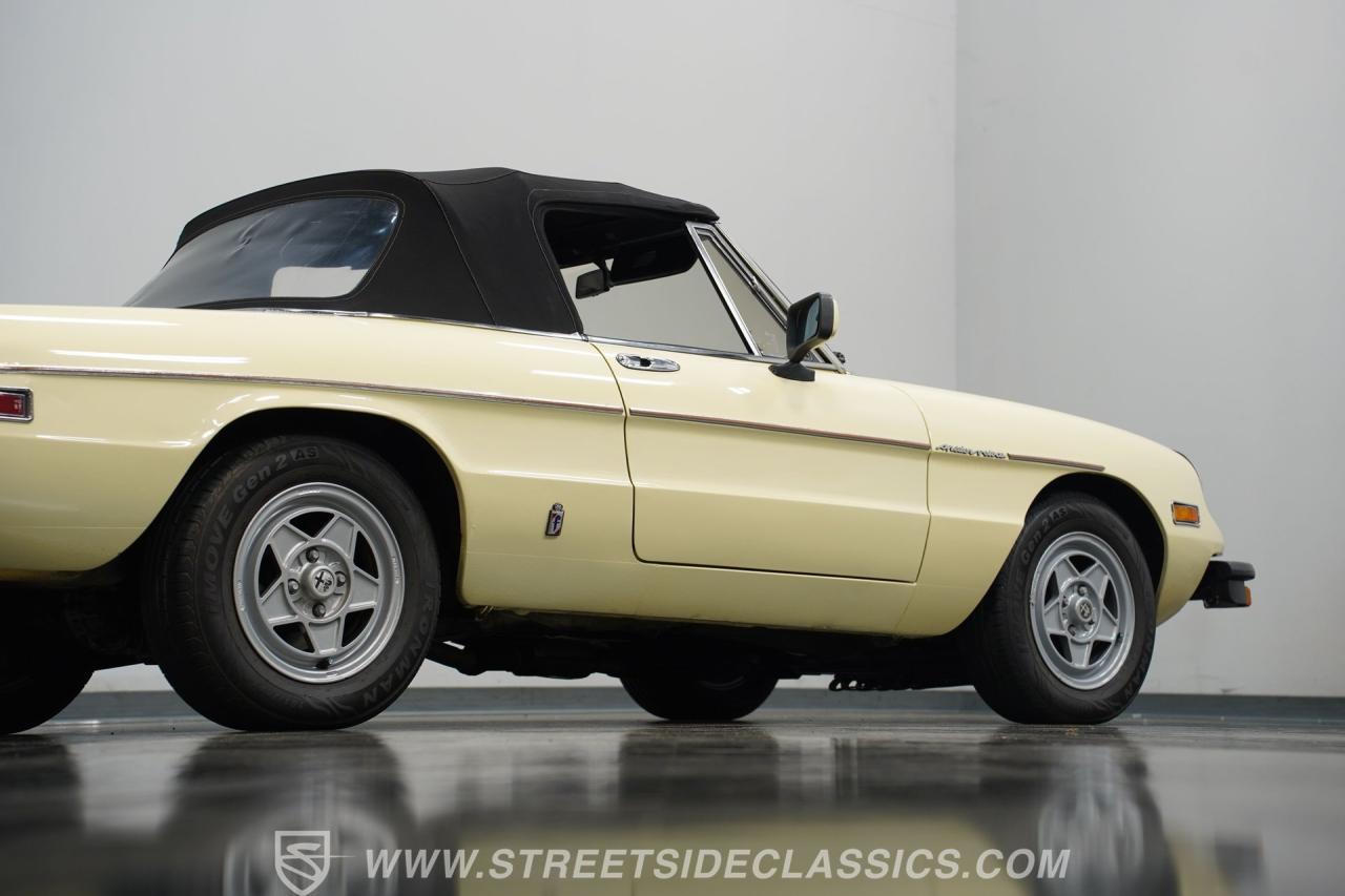 1982 Alfa Romeo Spider Veloce