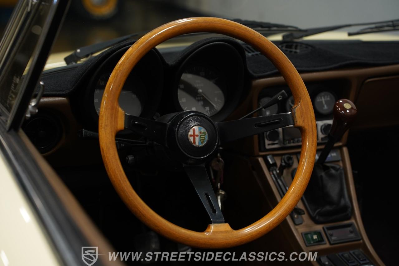 1982 Alfa Romeo Spider Veloce