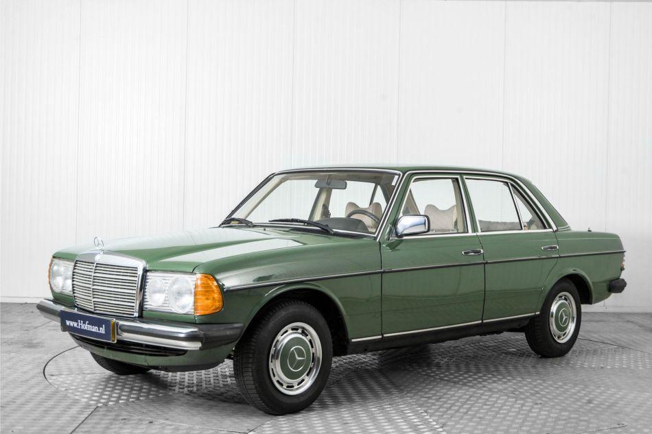 1978 Mercedes - Benz 200-serie