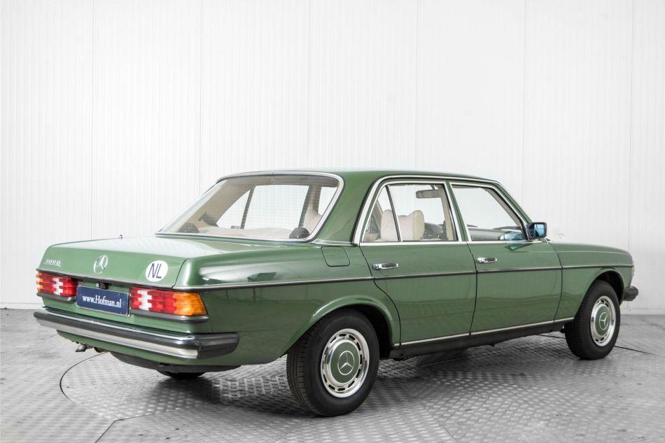 1978 Mercedes - Benz 200-serie