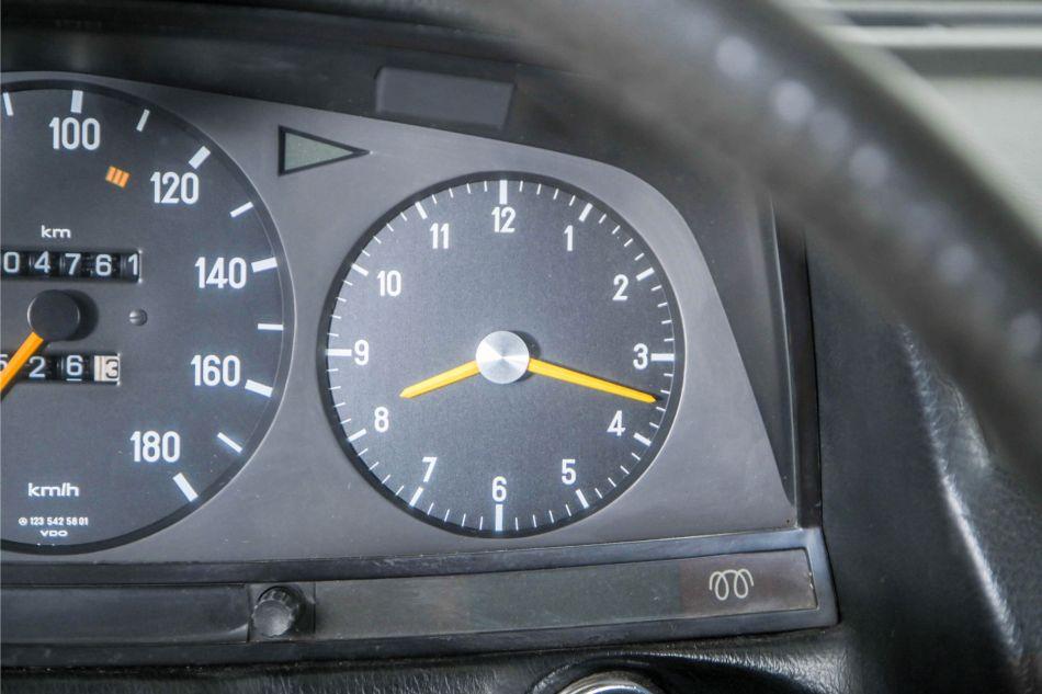 1978 Mercedes - Benz 200-serie