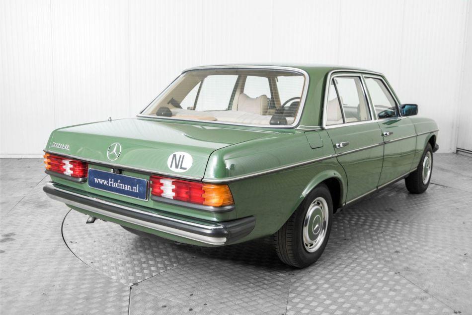 1978 Mercedes - Benz 200-serie