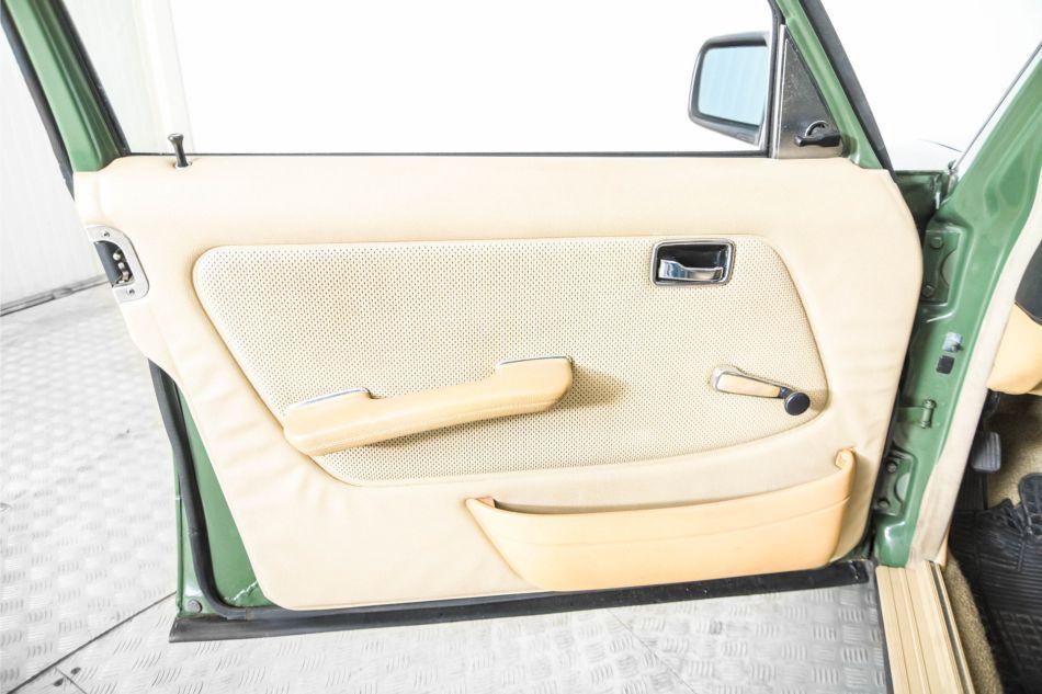 1978 Mercedes - Benz 200-serie