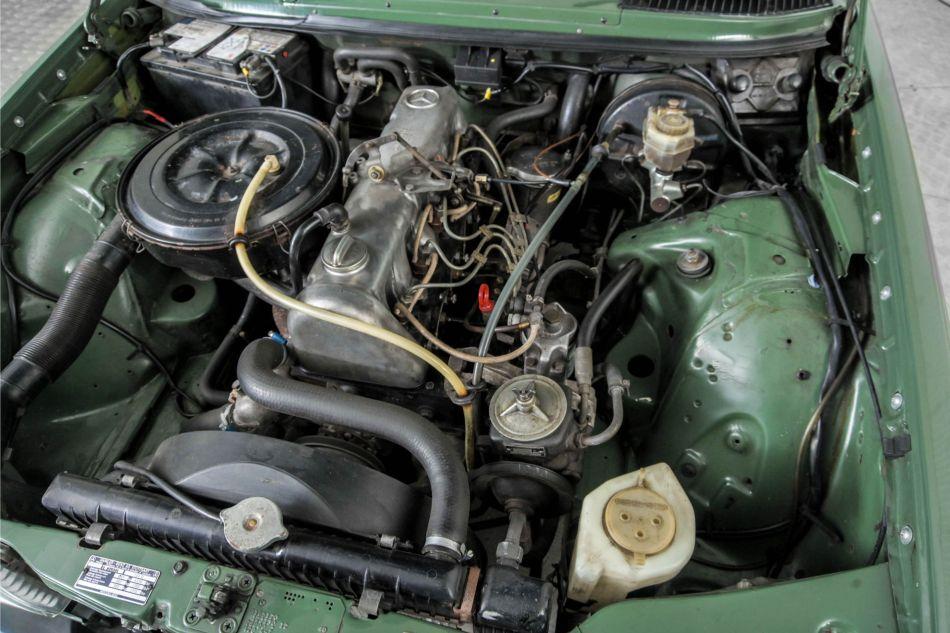 1978 Mercedes - Benz 200-serie