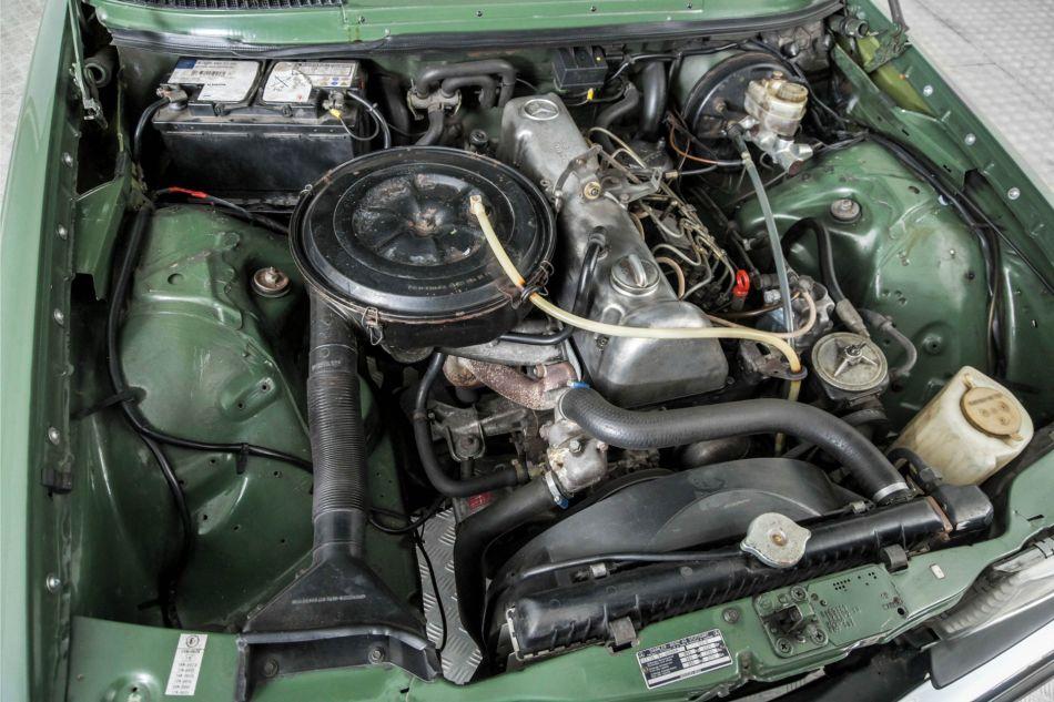 1978 Mercedes - Benz 200-serie