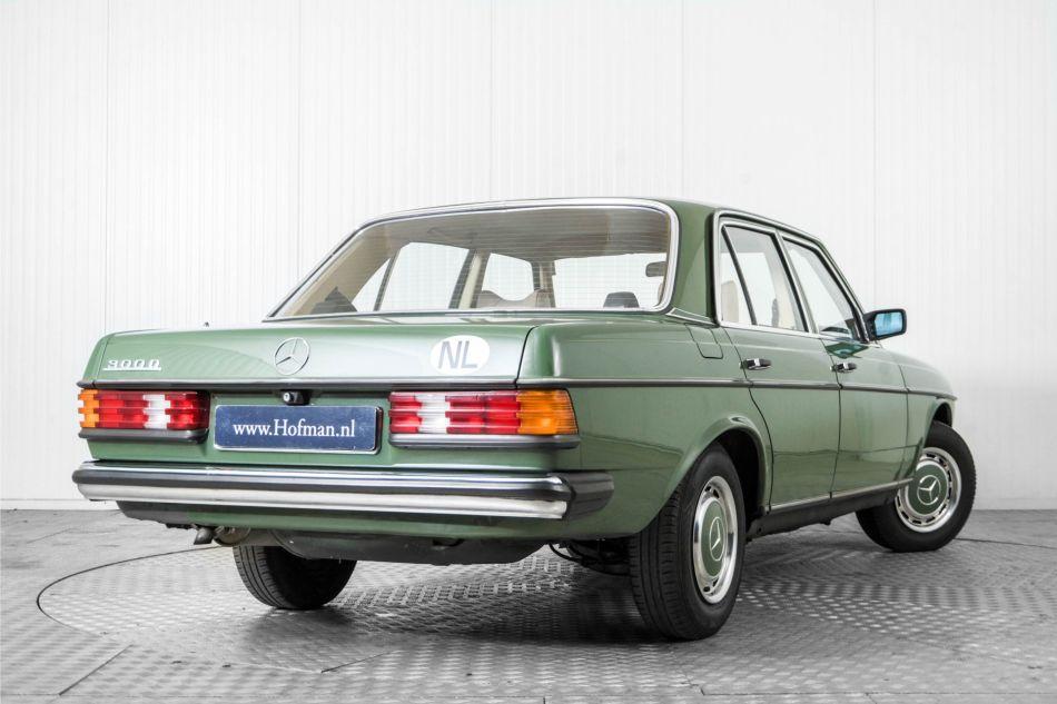 1978 Mercedes - Benz 200-serie