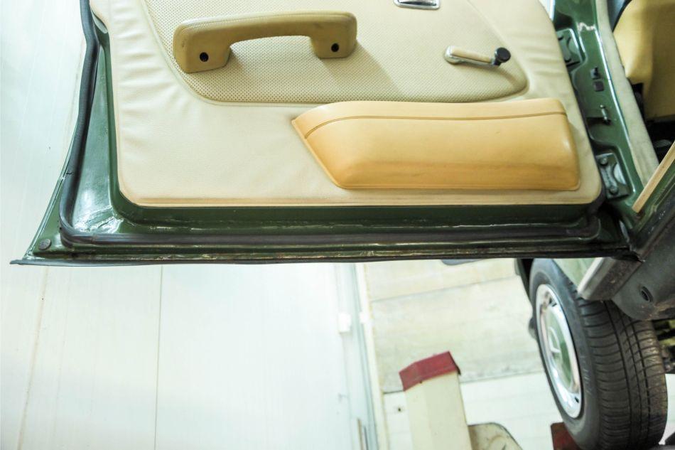 1978 Mercedes - Benz 200-serie