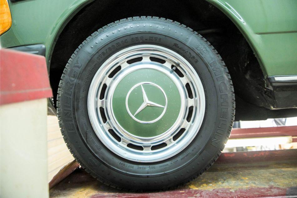 1978 Mercedes - Benz 200-serie