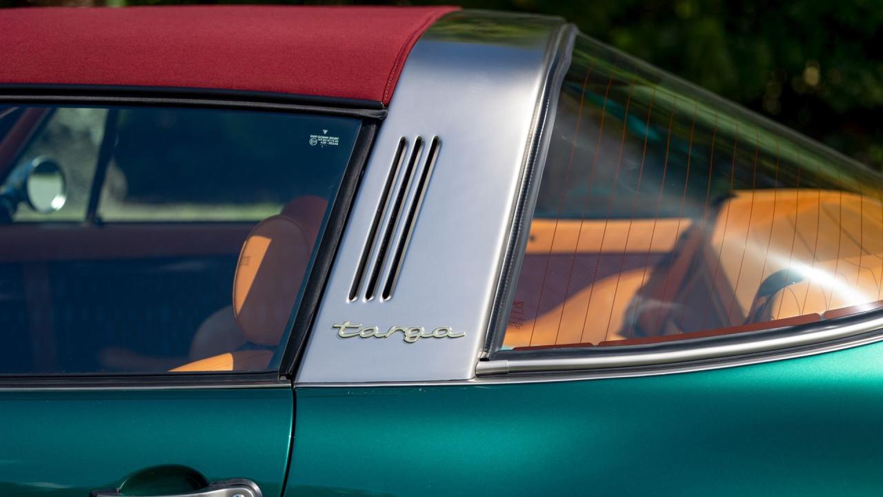 1992 Porsche 911 Targa Reimagined by Singer &ldquo;Rio Commission&rdquo;