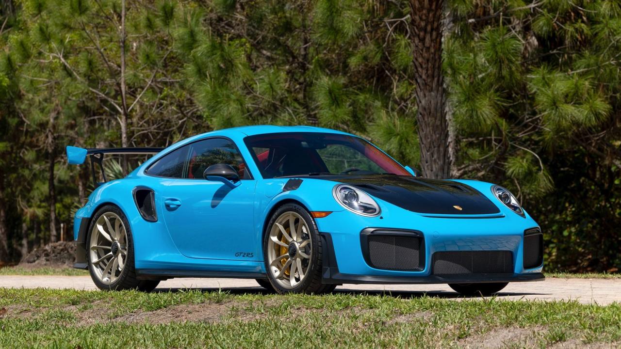 2018 Porsche 911 GT2 RS