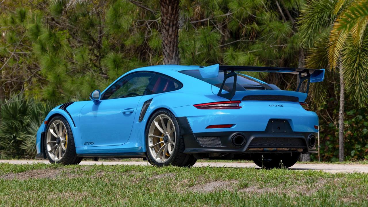 2018 Porsche 911 GT2 RS