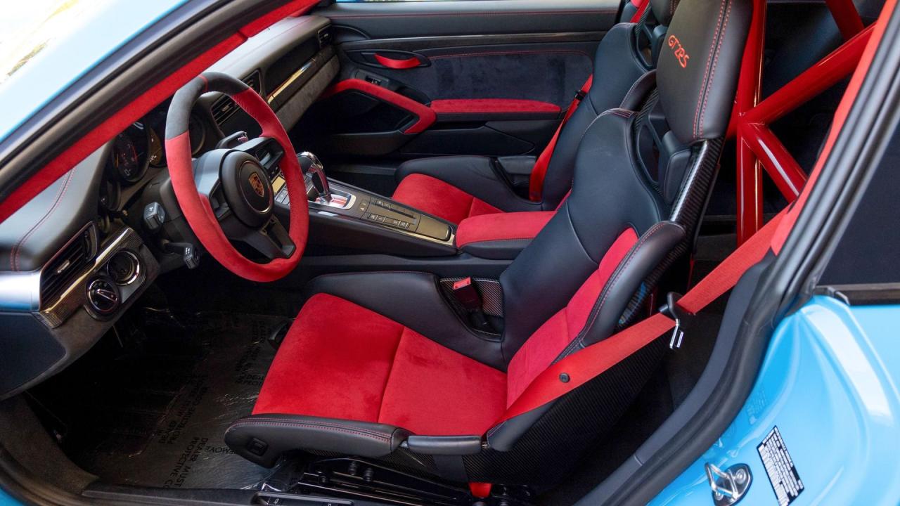 2018 Porsche 911 GT2 RS