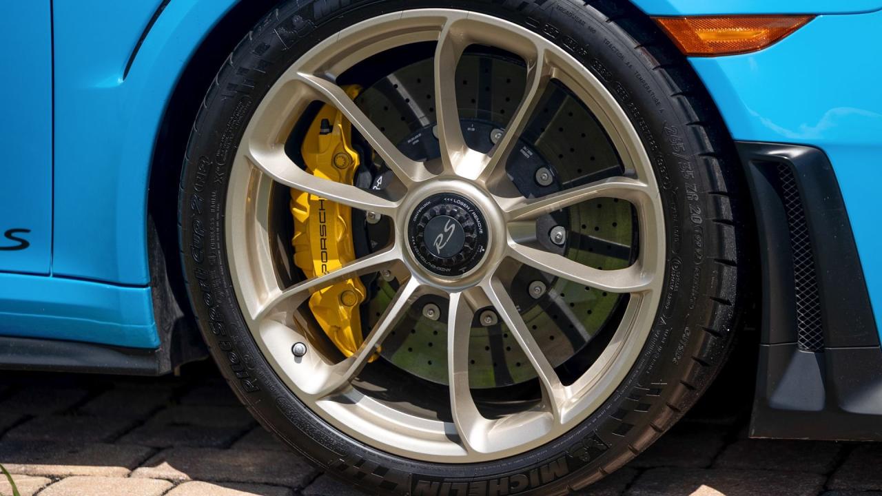 2018 Porsche 911 GT2 RS