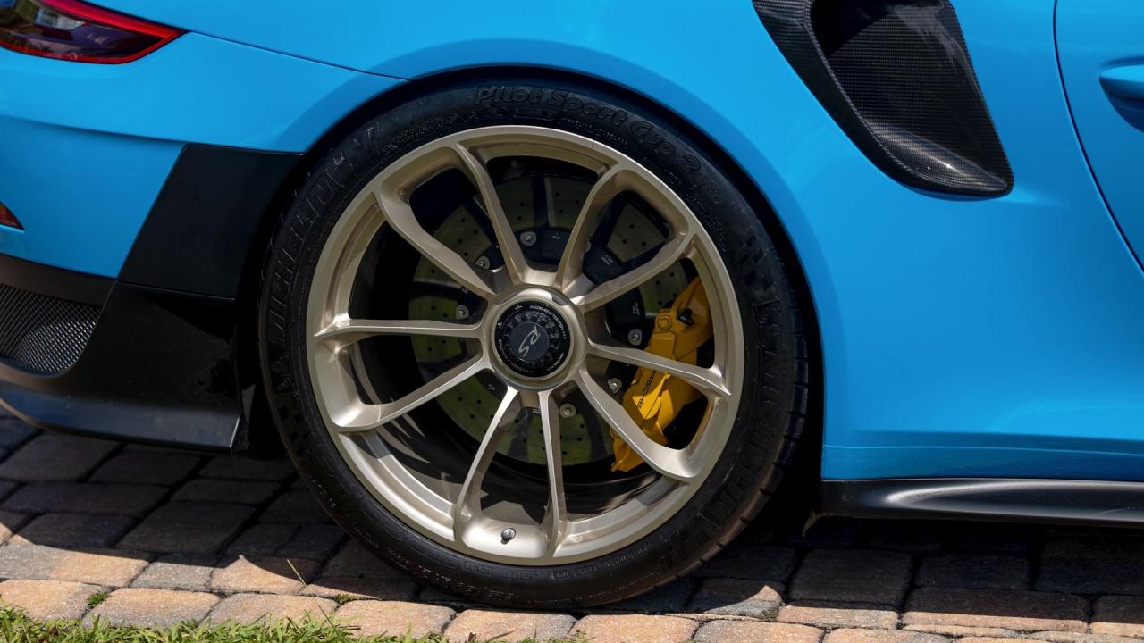 2018 Porsche 911 GT2 RS