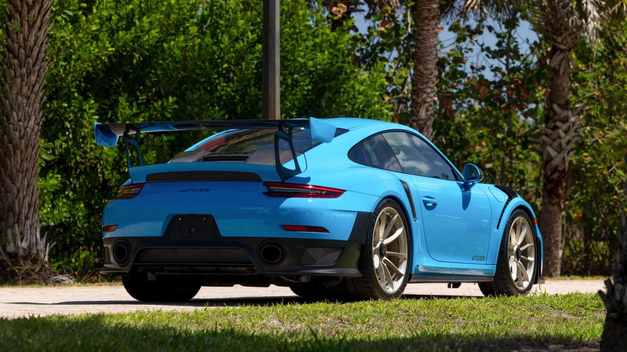 2018 Porsche 911 GT2 RS