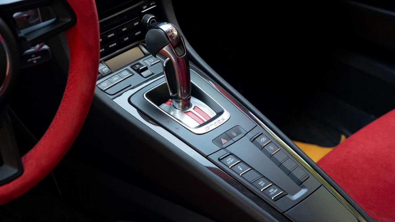 2018 Porsche 911 GT2 RS