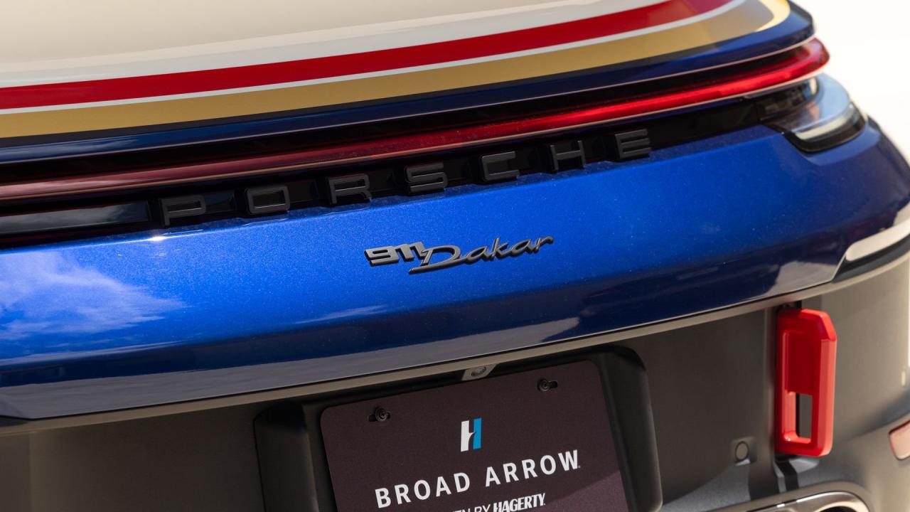 2023 Porsche 911 Dakar