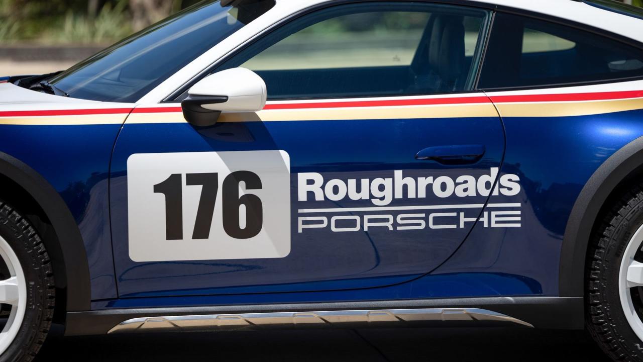 2023 Porsche 911 Dakar
