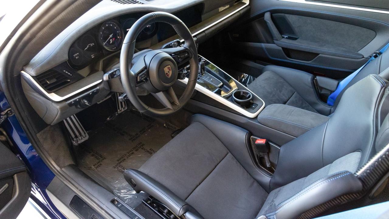 2023 Porsche 911 Dakar