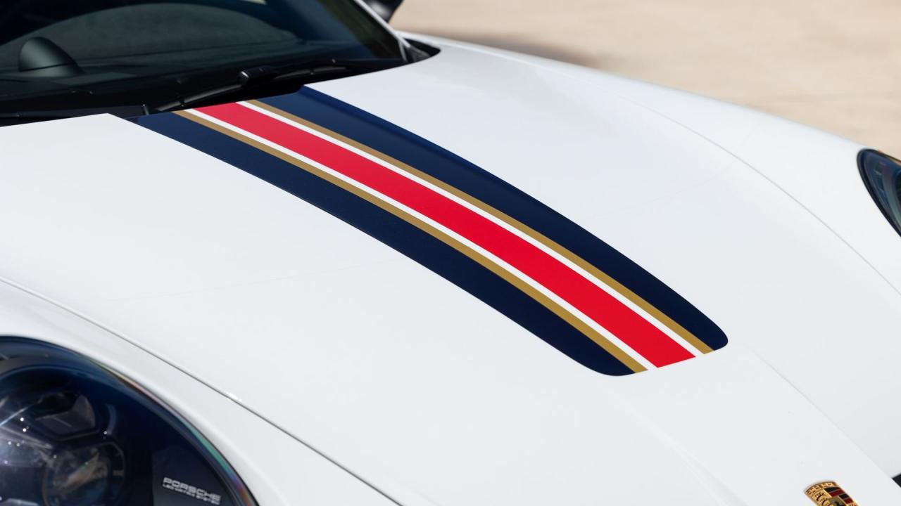 2023 Porsche 911 Dakar