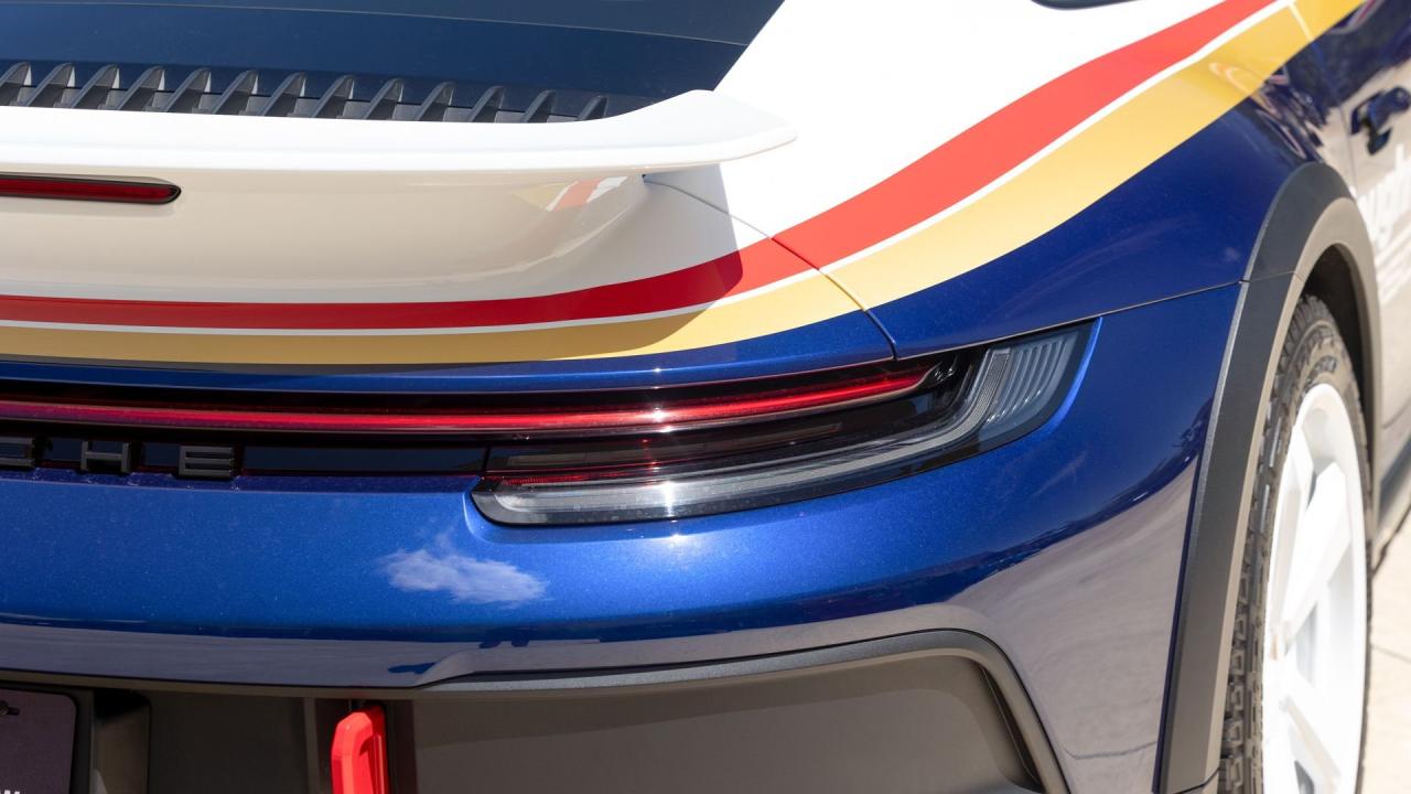 2023 Porsche 911 Dakar