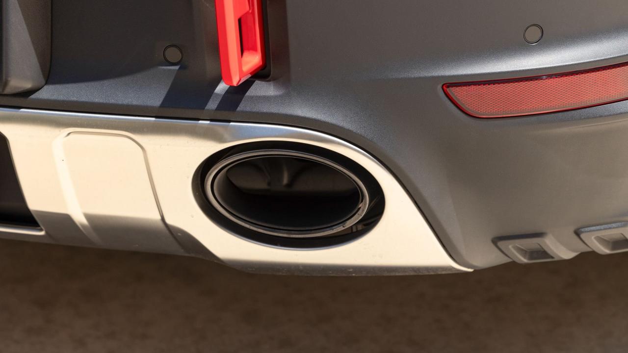 2023 Porsche 911 Dakar