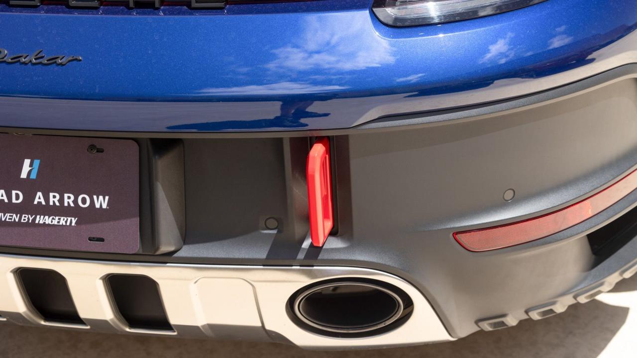 2023 Porsche 911 Dakar