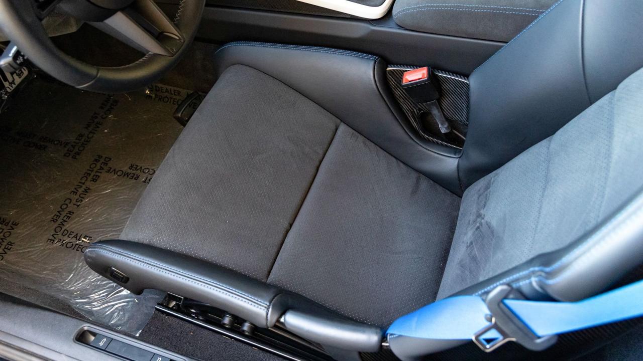 2023 Porsche 911 Dakar