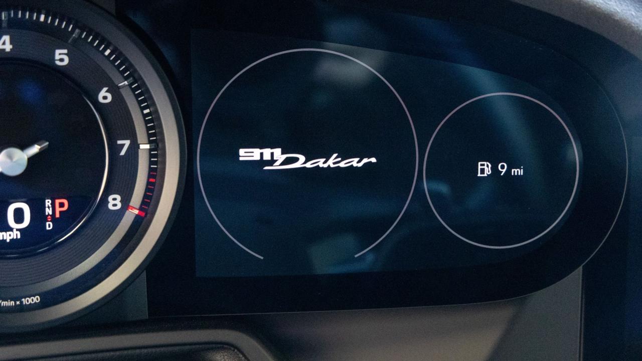 2023 Porsche 911 Dakar