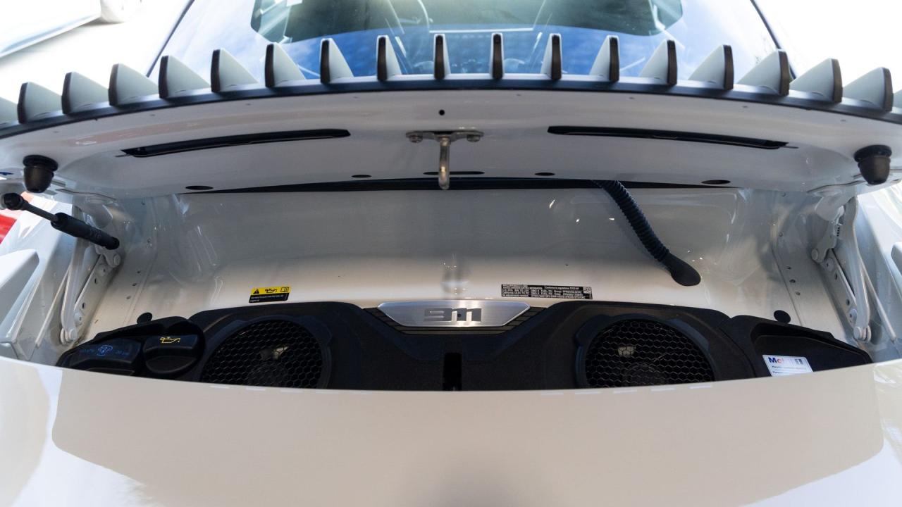 2023 Porsche 911 Dakar