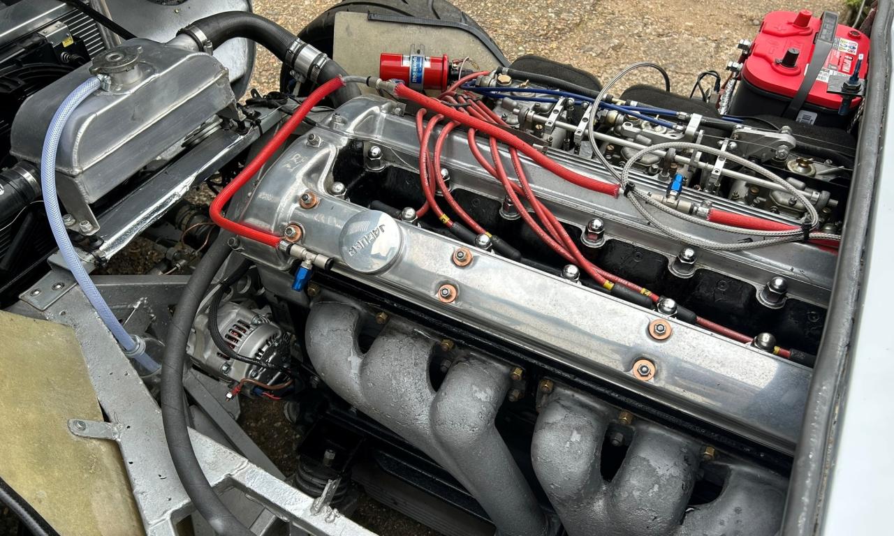 1970 Jaguar E-Type Race Car Replica