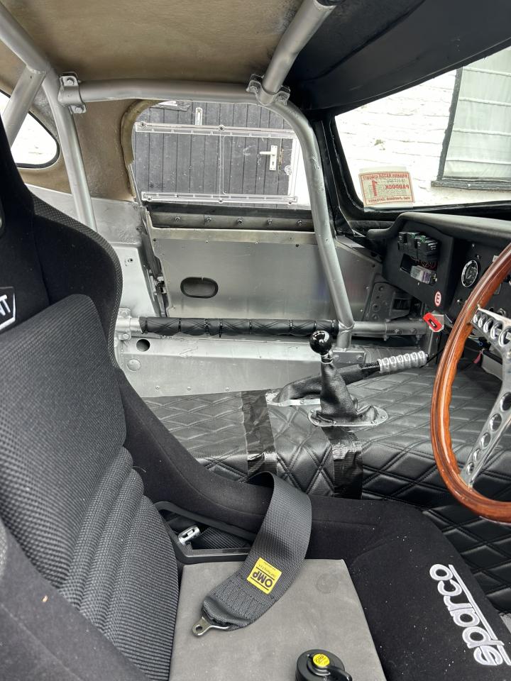 1970 Jaguar E-Type Race Car Replica