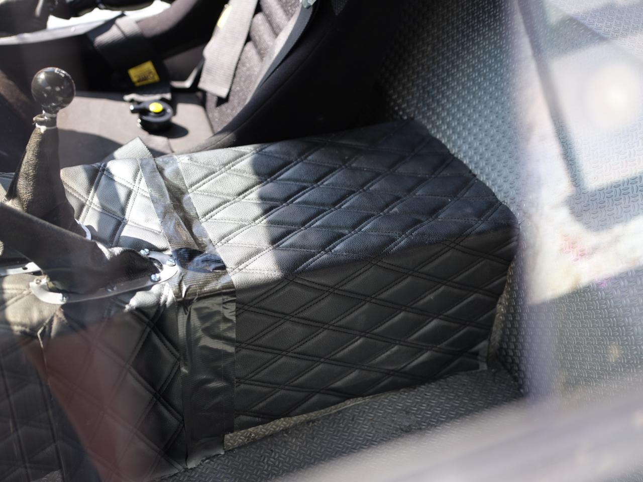 1970 Jaguar E-Type Race Car Replica