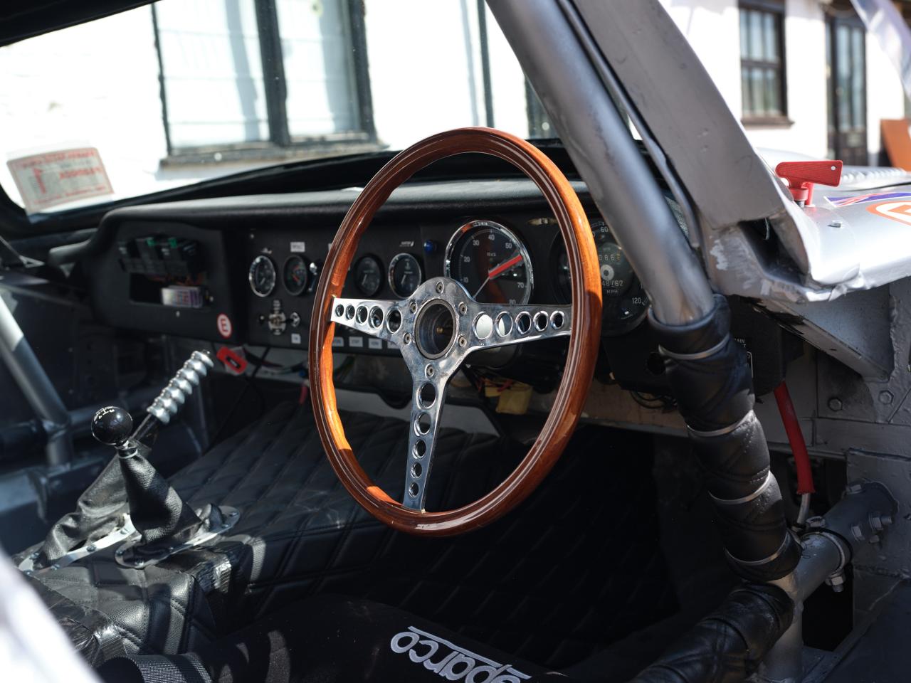 1970 Jaguar E-Type Race Car Replica