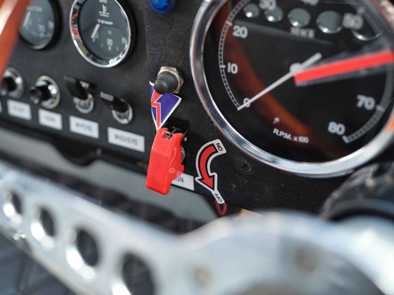 1970 Jaguar E-Type Race Car Replica