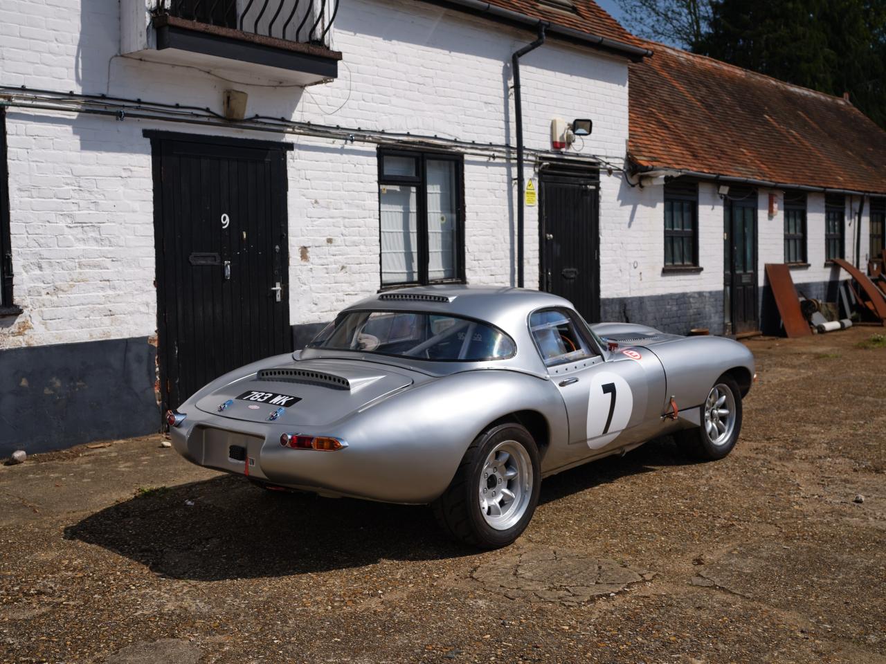 1970 Jaguar E-Type Race Car Replica