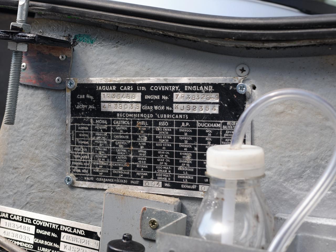 1970 Jaguar E-Type Race Car Replica