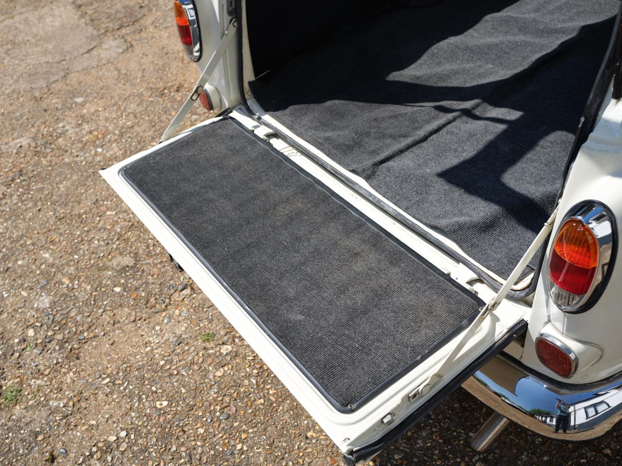 1965 Volvo 121 Amazon Estate (Ruddspeed)