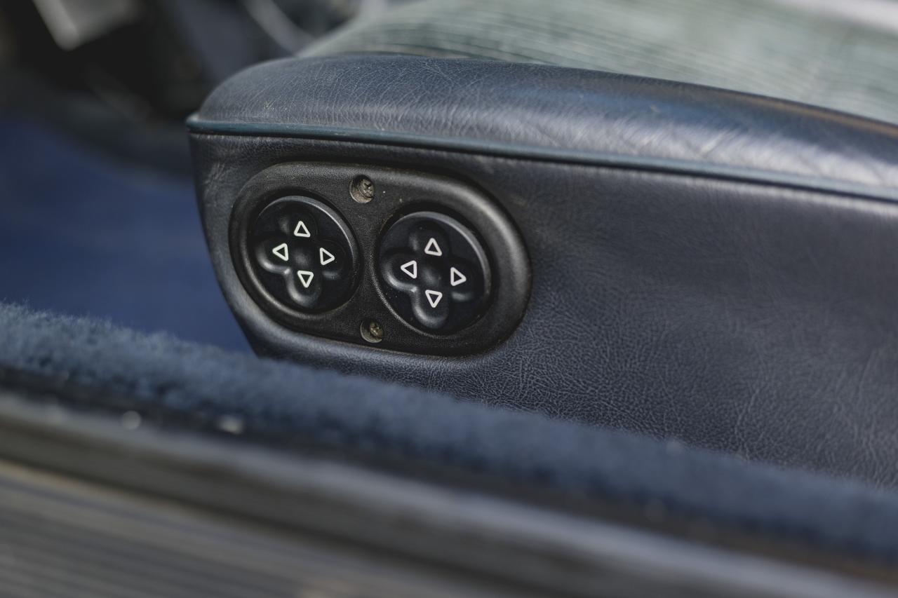 1988 Porsche 911 3.2 Carrera Sport