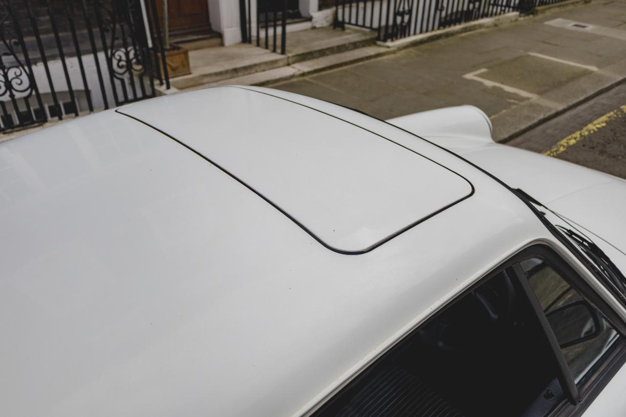 1988 Porsche 911 3.2 Carrera Sport