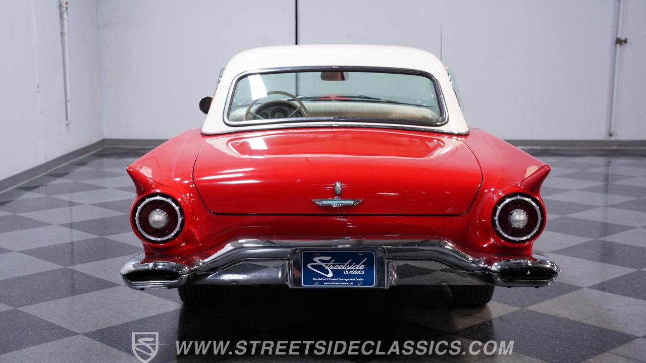 1957 Ford Thunderbird