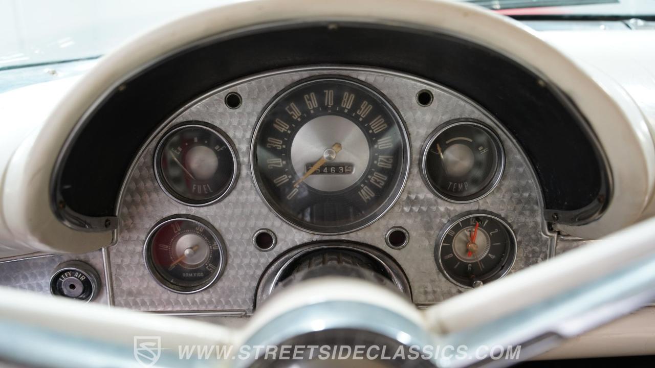 1957 Ford Thunderbird