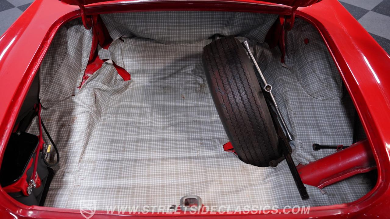 1957 Ford Thunderbird