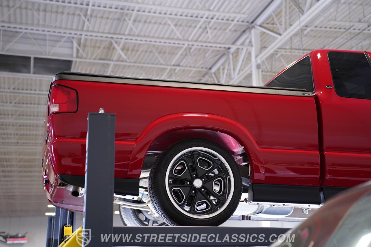 2000 Chevrolet S-10 Xtreme