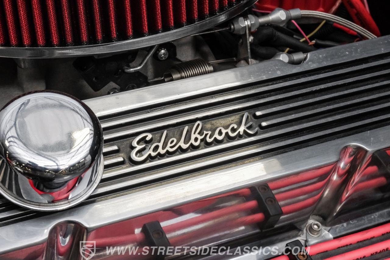 1932 Ford 3-Window Coupe