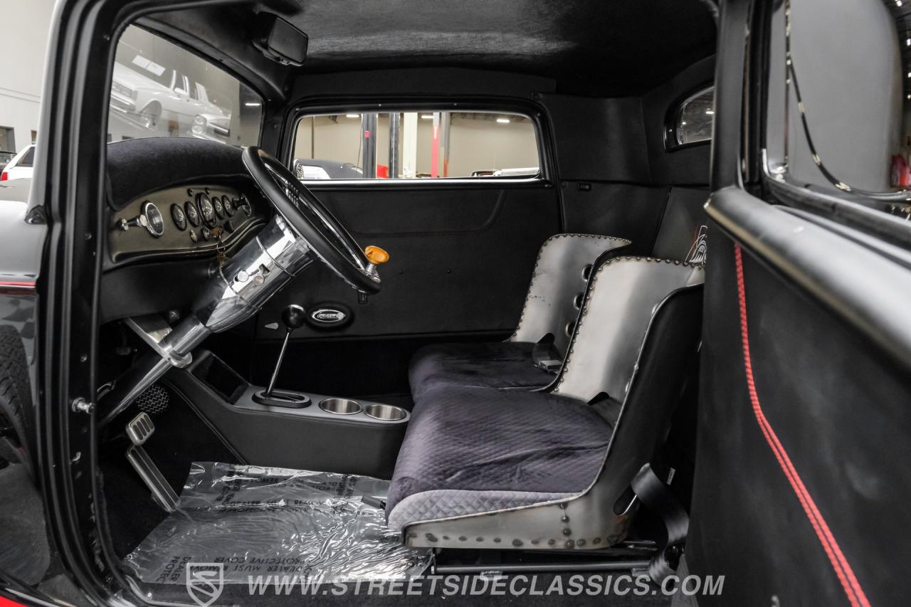 1932 Ford 3-Window Coupe