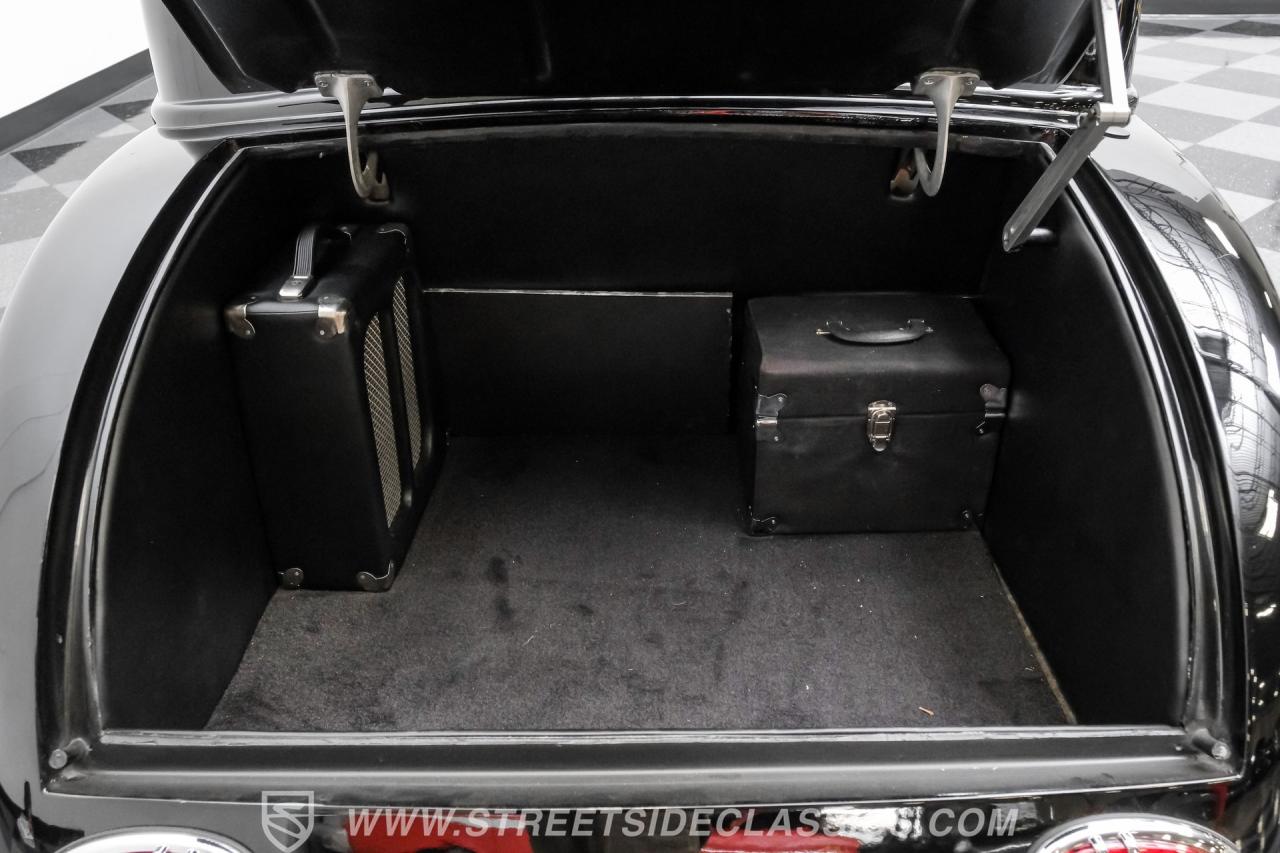 1932 Ford 3-Window Coupe